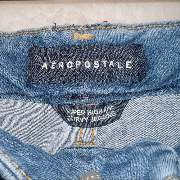 Aeropostale Medium Wash Denim Curvy Super High Rise Distressed Jegging Jeans 8R - Picture 4 of 6